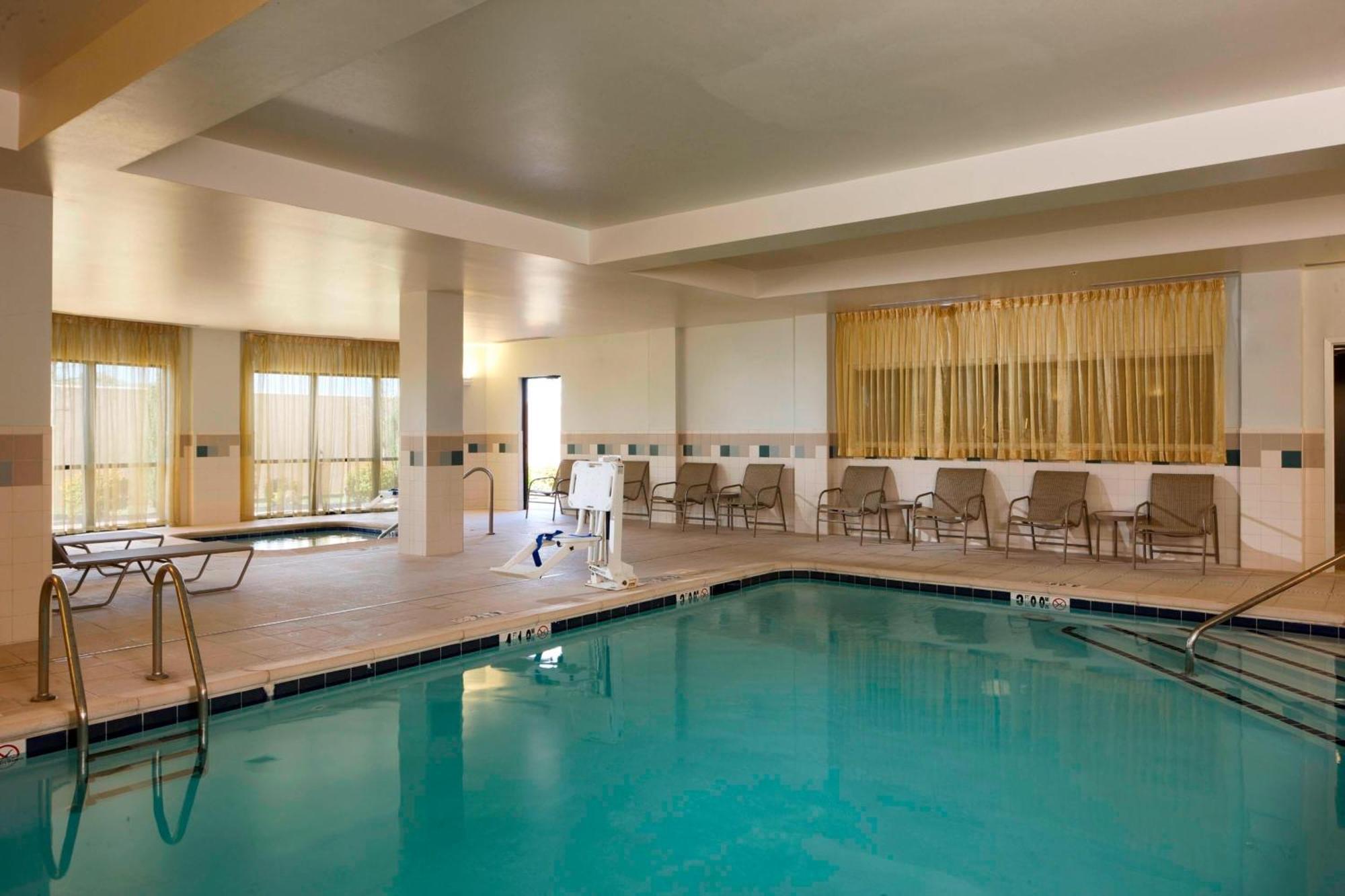 คอร์ตยาร์ด แจ็คสัน Hotel ภายนอก รูปภาพ